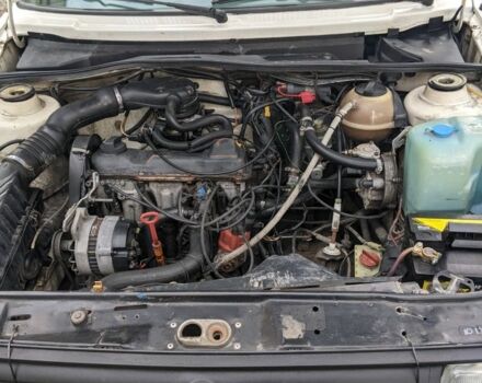 Білий Фольксваген Джетта, об'ємом двигуна 1.8 л та пробігом 300 тис. км за 1300 $, фото 9 на Automoto.ua