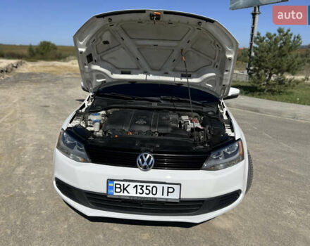 Білий Фольксваген Джетта, об'ємом двигуна 2.48 л та пробігом 220 тис. км за 8000 $, фото 14 на Automoto.ua