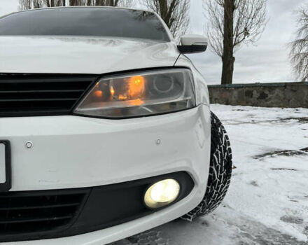 Белый Фольксваген Джетта, объемом двигателя 1.39 л и пробегом 211 тыс. км за 8100 $, фото 19 на Automoto.ua