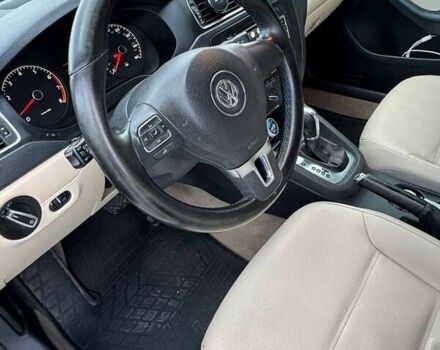 Белый Фольксваген Джетта, объемом двигателя 2.48 л и пробегом 241 тыс. км за 8700 $, фото 4 на Automoto.ua