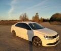 Фольксваген Джетта 2011 в Чернигове на Automoto.ua Белый Фольксваген Джетта, объемом двигателя 2 л и пробегом 250 тыс. км за 7000 $, фото 1 на Automoto.ua