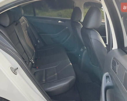 Белый Фольксваген Джетта, объемом двигателя 2.5 л и пробегом 233 тыс. км за 8999 $, фото 10 на Automoto.ua