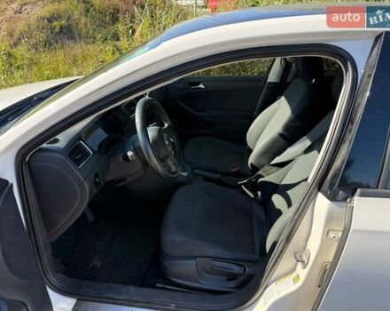 Белый Фольксваген Джетта, объемом двигателя 1.98 л и пробегом 300 тыс. км за 7600 $, фото 5 на Automoto.ua