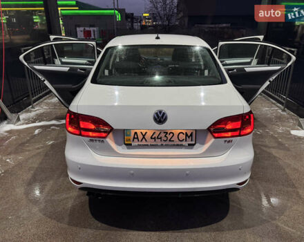 Білий Фольксваген Джетта, об'ємом двигуна 1.4 л та пробігом 150 тис. км за 8500 $, фото 14 на Automoto.ua