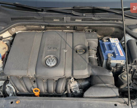 Белый Фольксваген Джетта, объемом двигателя 2.5 л и пробегом 233 тыс. км за 8999 $, фото 19 на Automoto.ua