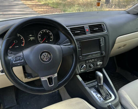 Белый Фольксваген Джетта, объемом двигателя 2.5 л и пробегом 140 тыс. км за 8200 $, фото 8 на Automoto.ua