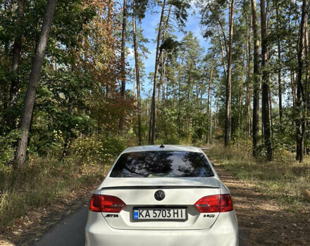 Белый Фольксваген Джетта, объемом двигателя 2.5 л и пробегом 140 тыс. км за 8200 $, фото 4 на Automoto.ua