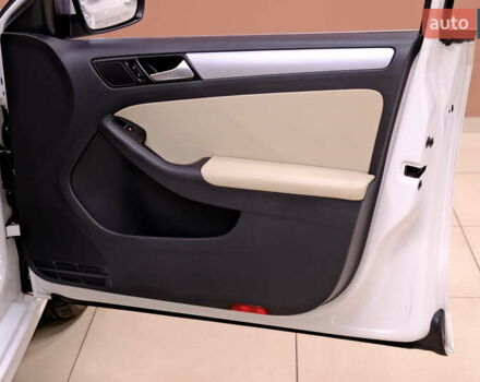 Білий Фольксваген Джетта, об'ємом двигуна 2.5 л та пробігом 168 тис. км за 8900 $, фото 36 на Automoto.ua