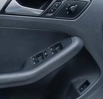 Белый Фольксваген Джетта, объемом двигателя 1.39 л и пробегом 262 тыс. км за 8300 $, фото 13 на Automoto.ua