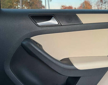 Фольксваген Джетта 2012 в Виннице на Automoto.ua Белый Фольксваген Джетта, объемом двигателя 2.48 л и пробегом 199 тыс. км за 8500 $, фото 40 на Automoto.ua