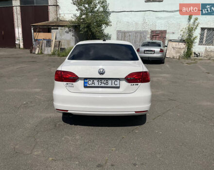 Белый Фольксваген Джетта, объемом двигателя 2.5 л и пробегом 320 тыс. км за 8100 $, фото 5 на Automoto.ua