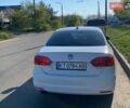 Белый Фольксваген Джетта, объемом двигателя 2.5 л и пробегом 260 тыс. км за 8000 $, фото 1 на Automoto.ua