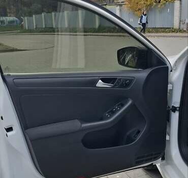 Білий Фольксваген Джетта, об'ємом двигуна 1.98 л та пробігом 283 тис. км за 7500 $, фото 17 на Automoto.ua