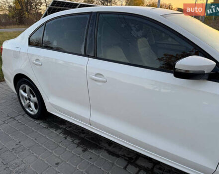 Фольксваген Джетта 2012 в Виннице на Automoto.ua Белый Фольксваген Джетта, объемом двигателя 2.48 л и пробегом 199 тыс. км за 8500 $, фото 19 на Automoto.ua