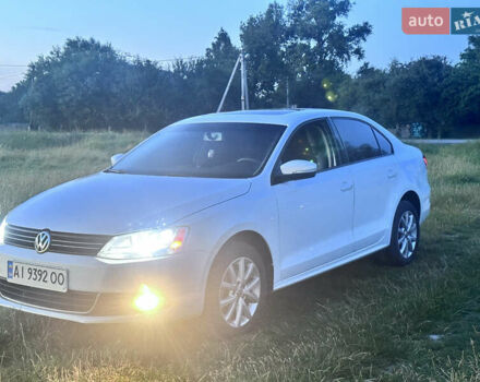 Белый Фольксваген Джетта, объемом двигателя 2.5 л и пробегом 203 тыс. км за 10500 $, фото 2 на Automoto.ua