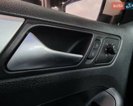 Білий Фольксваген Джетта, об'ємом двигуна 1.97 л та пробігом 180 тис. км за 9899 $, фото 36 на Automoto.ua