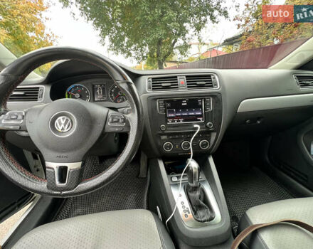 Белый Фольксваген Джетта, объемом двигателя 1.4 л и пробегом 187 тыс. км за 9200 $, фото 12 на Automoto.ua