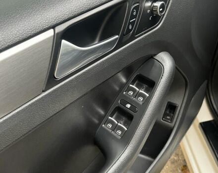 Белый Фольксваген Джетта, объемом двигателя 2 л и пробегом 280 тыс. км за 7900 $, фото 11 на Automoto.ua