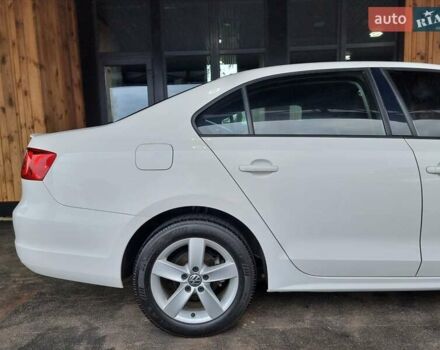 Білий Фольксваген Джетта, об'ємом двигуна 1.97 л та пробігом 180 тис. км за 9899 $, фото 5 на Automoto.ua
