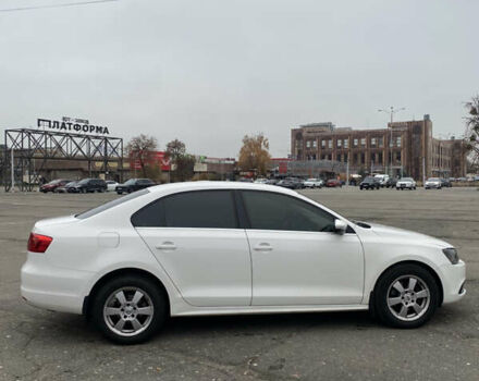 Белый Фольксваген Джетта, объемом двигателя 2.48 л и пробегом 220 тыс. км за 8650 $, фото 2 на Automoto.ua