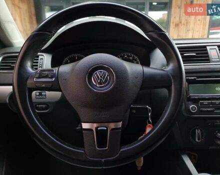 Білий Фольксваген Джетта, об'ємом двигуна 1.97 л та пробігом 180 тис. км за 9899 $, фото 41 на Automoto.ua