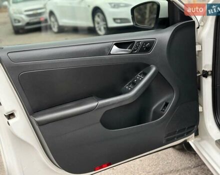 Белый Фольксваген Джетта, объемом двигателя 2.5 л и пробегом 265 тыс. км за 8590 $, фото 25 на Automoto.ua