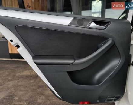 Білий Фольксваген Джетта, об'ємом двигуна 1.97 л та пробігом 180 тис. км за 9899 $, фото 54 на Automoto.ua