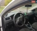 Фольксваген Джетта 2012 у Ромнах на Automoto.ua Білий Фольксваген Джетта, об'ємом двигуна 1.98 л та пробігом 262 тис. км за 7500 $, фото 12 на Automoto.ua