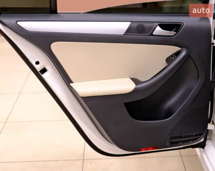 Білий Фольксваген Джетта, об'ємом двигуна 2.5 л та пробігом 168 тис. км за 8900 $, фото 28 на Automoto.ua