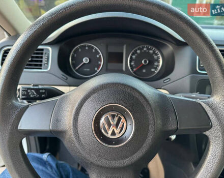 Фольксваген Джетта 2012 в Виннице на Automoto.ua Белый Фольксваген Джетта, объемом двигателя 2.48 л и пробегом 199 тыс. км за 8500 $, фото 30 на Automoto.ua