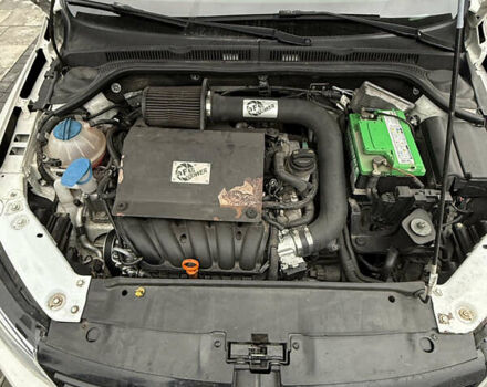 Белый Фольксваген Джетта, объемом двигателя 2.48 л и пробегом 209 тыс. км за 8300 $, фото 40 на Automoto.ua