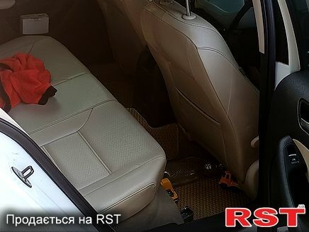 Белый Фольксваген Джетта, объемом двигателя 2.5 л и пробегом 215 тыс. км за 8450 $, фото 1 на Automoto.ua