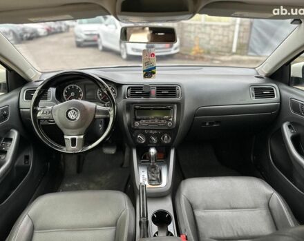 Белый Фольксваген Джетта, объемом двигателя 2.5 л и пробегом 265 тыс. км за 8590 $, фото 16 на Automoto.ua