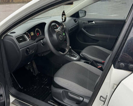 Білий Фольксваген Джетта, об'ємом двигуна 1.98 л та пробігом 207 тис. км за 7500 $, фото 4 на Automoto.ua