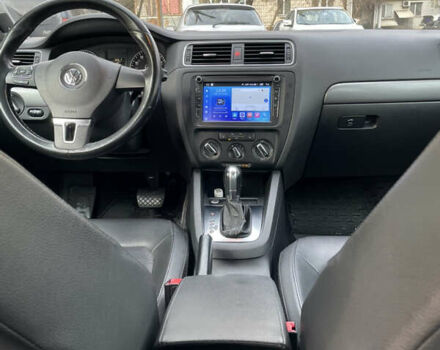 Білий Фольксваген Джетта, об'ємом двигуна 2.47 л та пробігом 234 тис. км за 9400 $, фото 12 на Automoto.ua