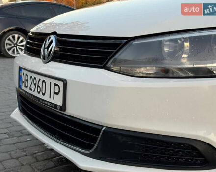 Фольксваген Джетта 2012 в Виннице на Automoto.ua Белый Фольксваген Джетта, объемом двигателя 2.48 л и пробегом 199 тыс. км за 8500 $, фото 21 на Automoto.ua