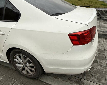 Белый Фольксваген Джетта, объемом двигателя 2.48 л и пробегом 209 тыс. км за 8300 $, фото 12 на Automoto.ua