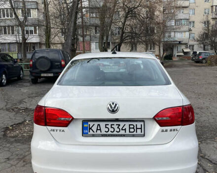 Білий Фольксваген Джетта, об'ємом двигуна 2.47 л та пробігом 234 тис. км за 9400 $, фото 4 на Automoto.ua