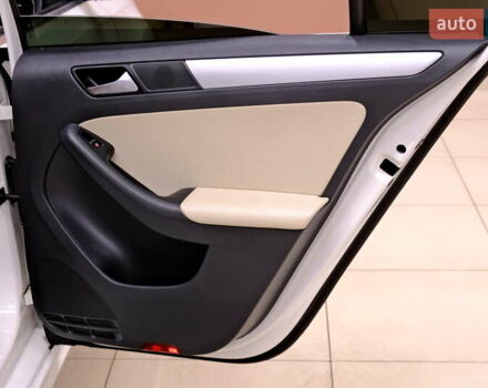 Білий Фольксваген Джетта, об'ємом двигуна 2.5 л та пробігом 168 тис. км за 8900 $, фото 32 на Automoto.ua