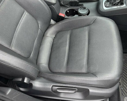 Белый Фольксваген Джетта, объемом двигателя 2.48 л и пробегом 209 тыс. км за 8300 $, фото 37 на Automoto.ua