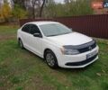 Фольксваген Джетта 2012 у Ромнах на Automoto.ua Білий Фольксваген Джетта, об'ємом двигуна 1.98 л та пробігом 262 тис. км за 7500 $, фото 7 на Automoto.ua