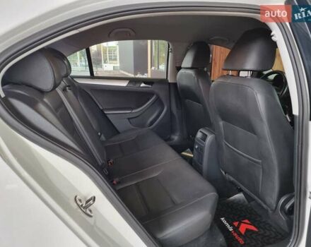 Білий Фольксваген Джетта, об'ємом двигуна 1.97 л та пробігом 180 тис. км за 9899 $, фото 59 на Automoto.ua