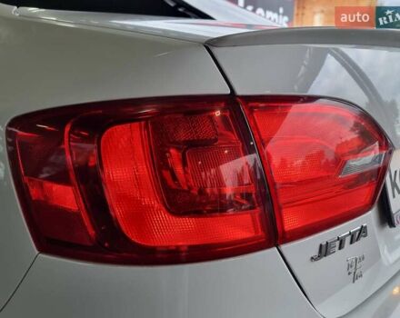 Білий Фольксваген Джетта, об'ємом двигуна 1.97 л та пробігом 180 тис. км за 9899 $, фото 16 на Automoto.ua