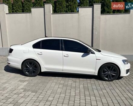 Білий Фольксваген Джетта, об'ємом двигуна 2 л та пробігом 216 тис. км за 10500 $, фото 3 на Automoto.ua