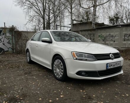 Белый Фольксваген Джетта, объемом двигателя 2.5 л и пробегом 284 тыс. км за 8000 $, фото 2 на Automoto.ua