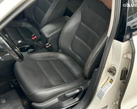 Белый Фольксваген Джетта, объемом двигателя 2.5 л и пробегом 265 тыс. км за 8590 $, фото 24 на Automoto.ua