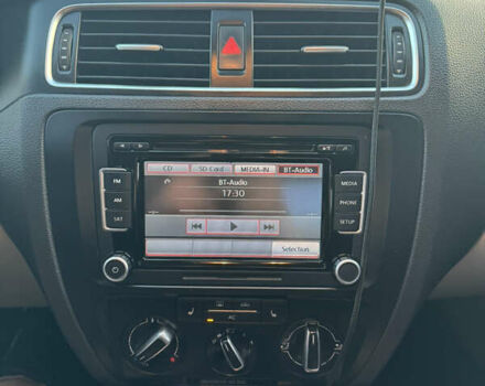 Білий Фольксваген Джетта, об'ємом двигуна 2.5 л та пробігом 278 тис. км за 9300 $, фото 12 на Automoto.ua