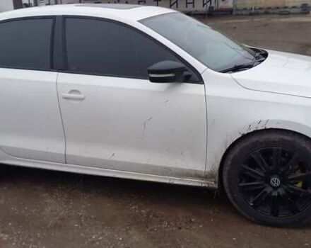 Білий Фольксваген Джетта, об'ємом двигуна 2.48 л та пробігом 131 тис. км за 9000 $, фото 1 на Automoto.ua