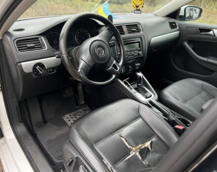 Белый Фольксваген Джетта, объемом двигателя 2.5 л и пробегом 284 тыс. км за 8000 $, фото 7 на Automoto.ua