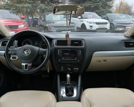 Белый Фольксваген Джетта, объемом двигателя 2.5 л и пробегом 162 тыс. км за 8500 $, фото 10 на Automoto.ua